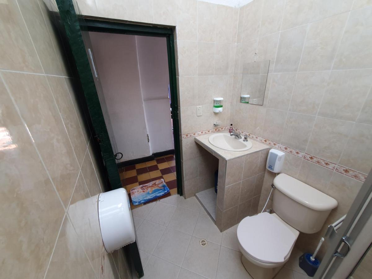 Green Door Сан-Хиль Экстерьер фото